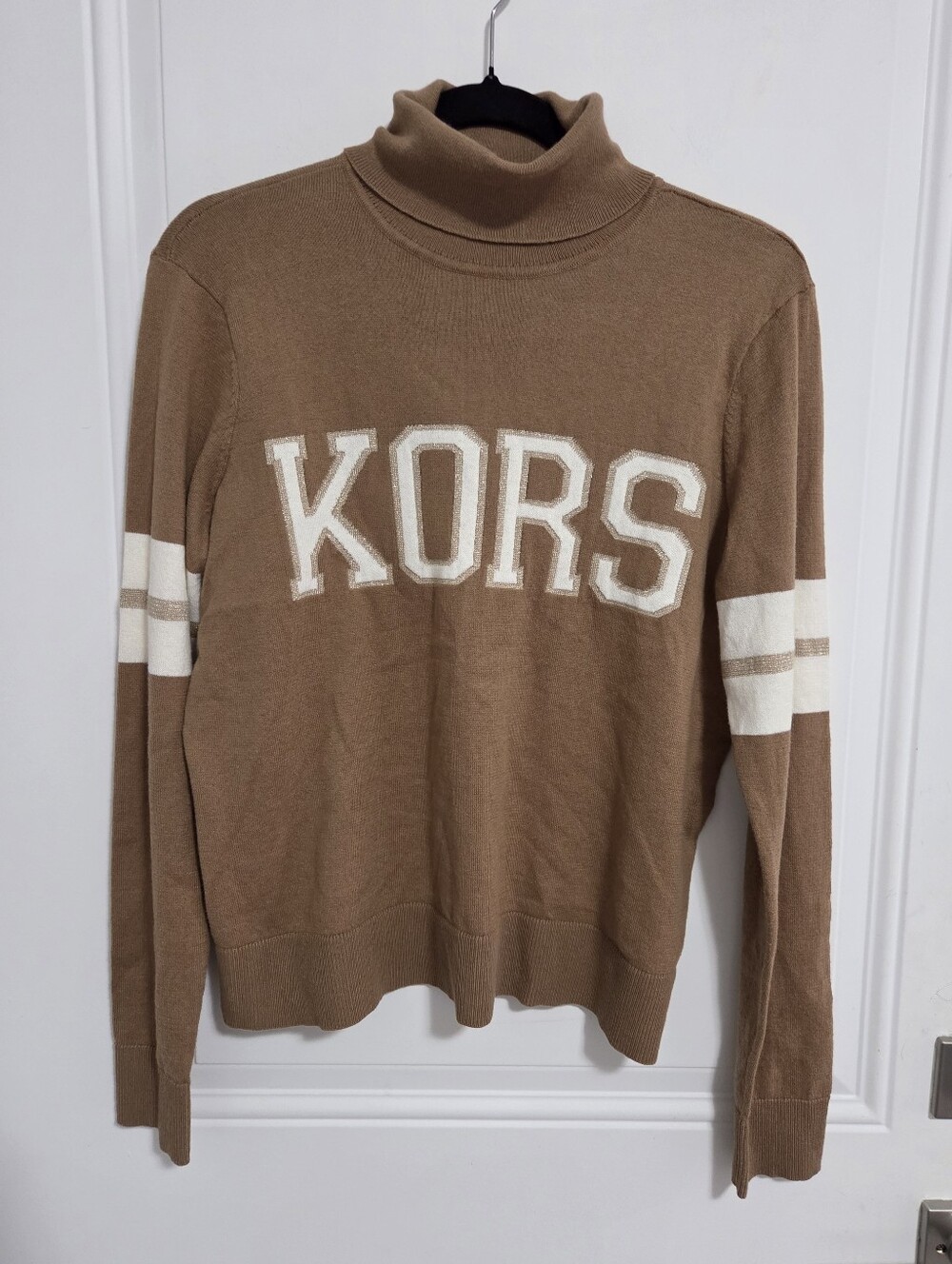NWT - Michael Kors Women's Turtleneck Logo Sweater - Size M